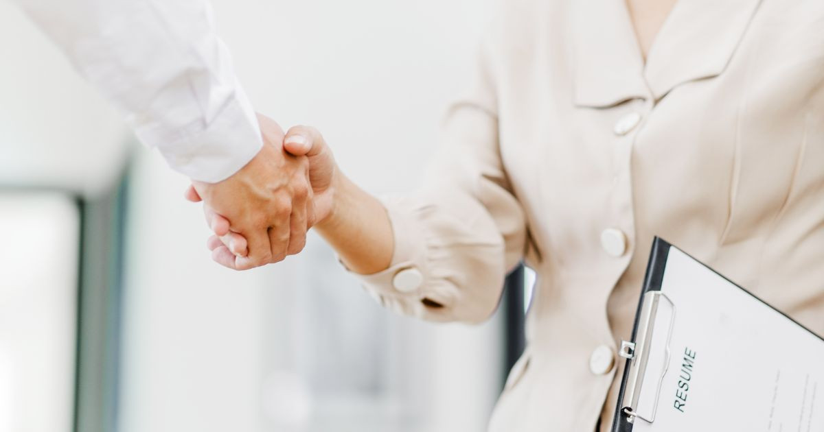 How to appear confident in a job interview even without experience.
