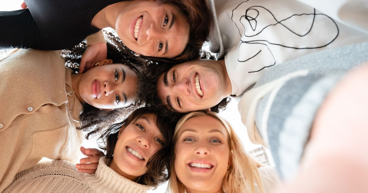 How to motivate children to build deep and authentic interpersonal relationships