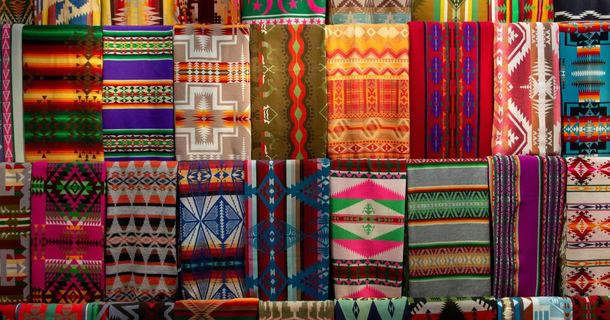 Modèles sociaux qui influencent notre vie – et comment les changer