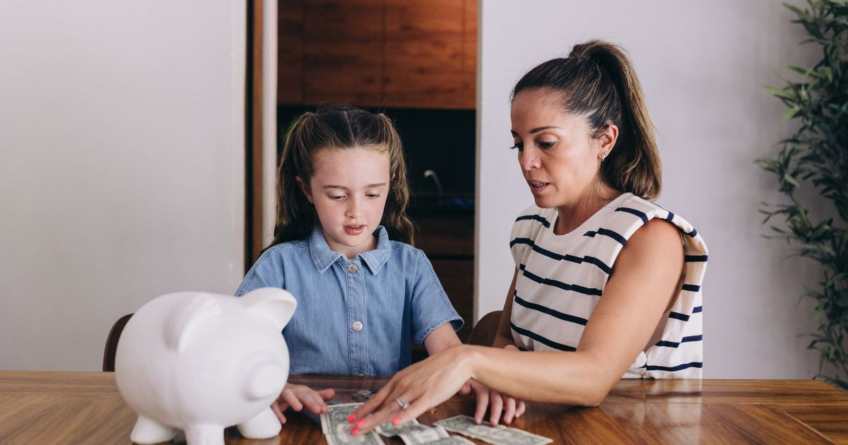 Financial thinking for children aged 7 to 9 with a personal kanban as a guide