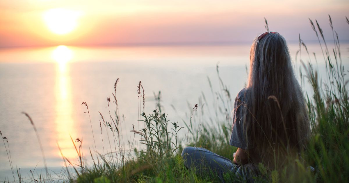 Discover the deep meaning in everyday little things and know yourself over a long horizon