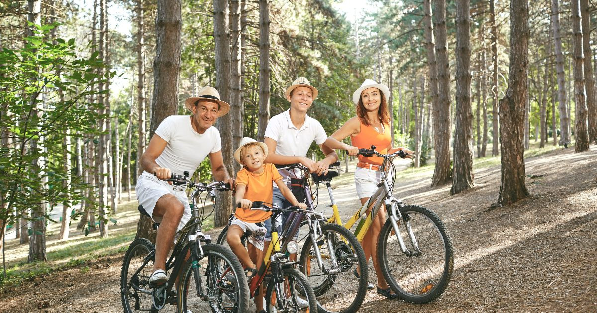 Together on the journey of adventure: How a summer expedition strengthens parental collaboration and relationships