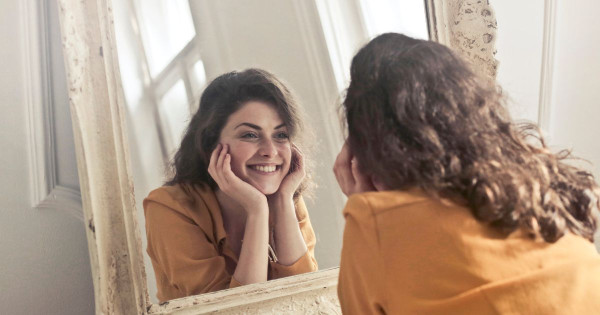 Vytvoření pozitivního myšlení a nahrazení negativního vnitřního monologu