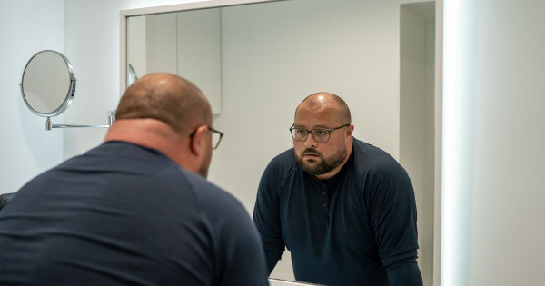 Självförtroende och Självkritik: Hur man Förenas för Personlig och Professionell Tillväxt