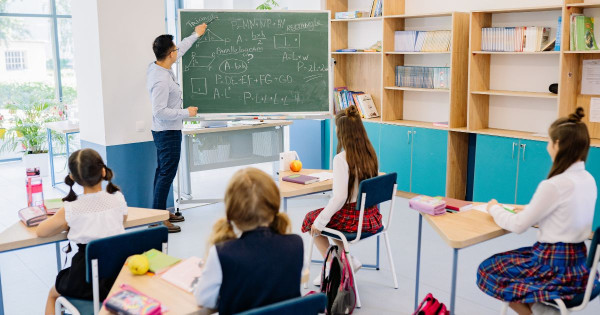 Unterricht von Kindern im kritischen Denken – Wie man kritisches Denken bei Kindern und Jugendlichen entwickelt.
