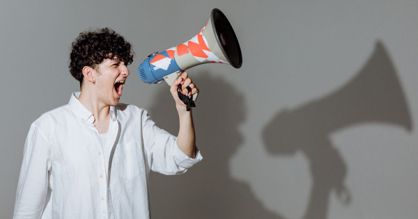 Automatisation du dialogue intérieur : Comment établir un self-talk positif sans effort