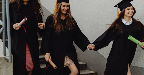 Recherche de direction et d'options pour les jeunes adultes de 18 à 25 ans