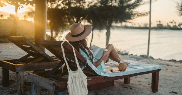 Master your priorities with a budget in hand and experience peace on the deckchair