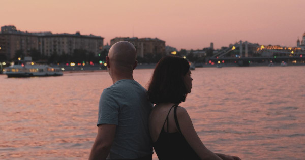 Why do we feel tired after vacation and how can maintaining contacts help us?